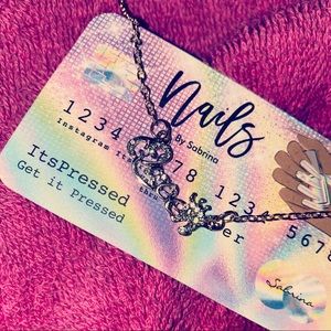 Queen Rose Gold Necklace